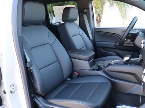 New 2026 GMC Canyon Elevation w/ Convenience Package RWD image 20