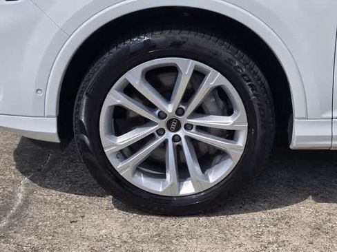 Used 2025 Audi Q7 3.0T Premium Plus AWD/4WD image 7