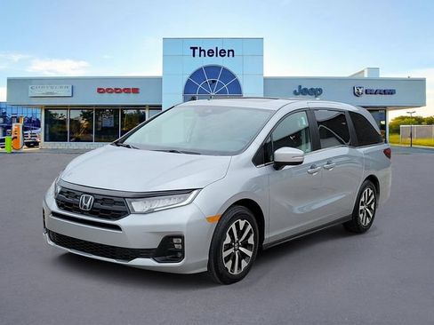Used 2025 Honda Odyssey EX-L image 2