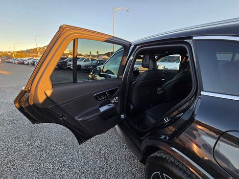 New 2025 Mercedes-Benz GLC 350e 4MATIC image 19