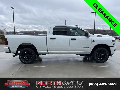 New 2026 RAM 2500 Big Horn AWD/4WD image 21