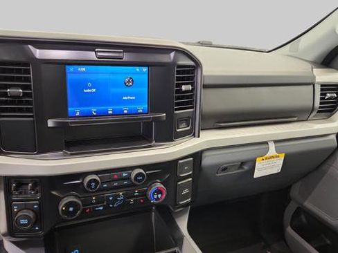New 2026 Ford F550 4x4 Supercab Super Duty w/ XLT Value Package image 14