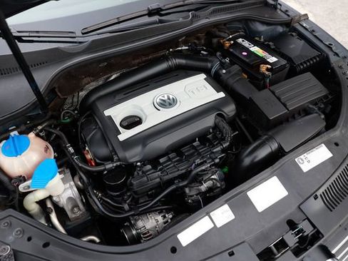 Used 2012 Volkswagen Eos Executive image 48