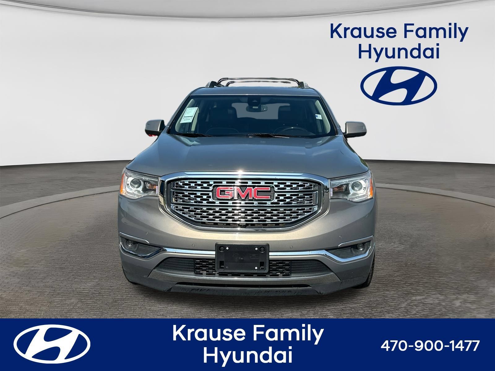Used 2019 GMC Acadia Denali w/ Technology Package AWD/4WD image 2