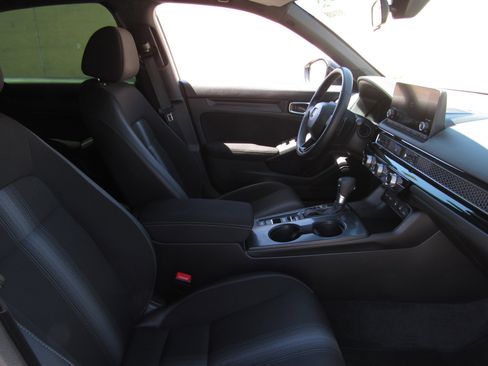 Certified 2025 Honda Civic Sport image 8