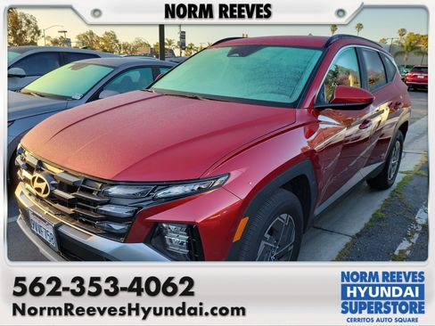Certified 2025 Hyundai Tucson Blue AWD/4WD image 1