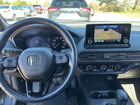 Certified 2023 Honda HR-V Sport image 22