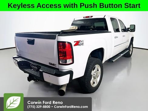 Used 2012 GMC Sierra 2500 Denali w/ Suspension Package, Off-Road AWD/4WD image 7