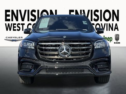 Used 2025 Mercedes-Benz GLS 450 4MATIC image 3