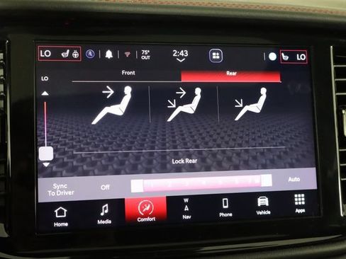 Used 2025 Dodge Durango R/T AWD/4WD image 36