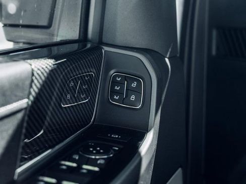 New 2026 Ford F250 Lariat w/ Black Appearance Package image 23