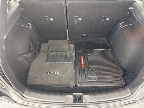 Used 2022 Nissan Kicks S image 25