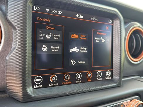 Used 2022 Jeep Gladiator Mojave w/ Cold Weather Group AWD/4WD image 25