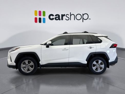 Used 2024 Toyota RAV4 XLE w/ Convenience Package FWD image 2