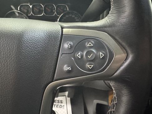 Used 2017 Chevrolet Silverado 1500 High Country image 17