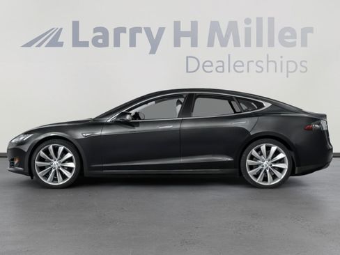 Used 2013 Tesla Model S RWD image 3