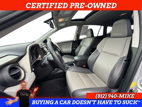 Used 2015 Toyota RAV4 Limited image 12