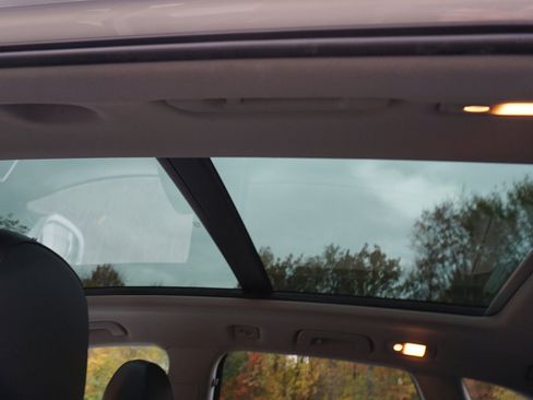 Used 2017 Audi Q5 2.0T Premium Plus w/ Premium Plus Package image 28