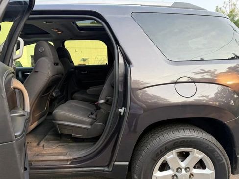 Used 2016 GMC Acadia SLE image 20