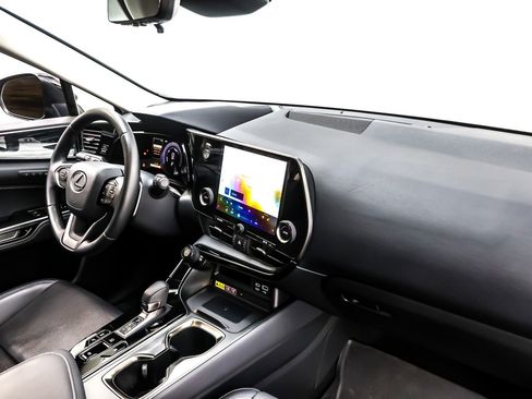 Used 2024 Lexus NX 350h AWD image 17