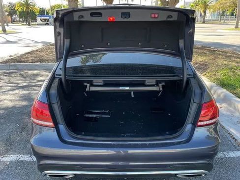 Used 2016 Mercedes-Benz E 350 Sedan image 18
