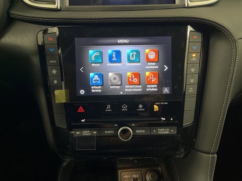 New 2025 INFINITI QX50 Pure image 16