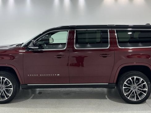 Used 2024 Jeep Grand Wagoneer L Series III image 1