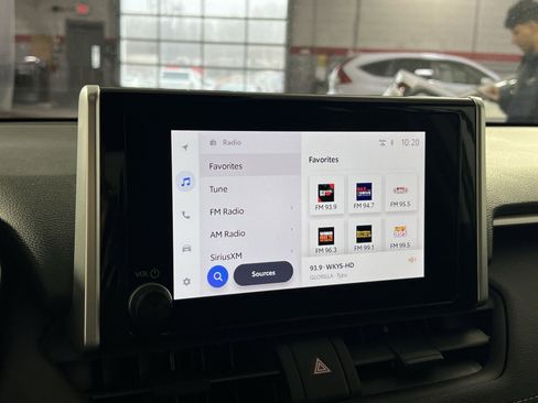 Used 2024 Toyota RAV4 XLE image 18