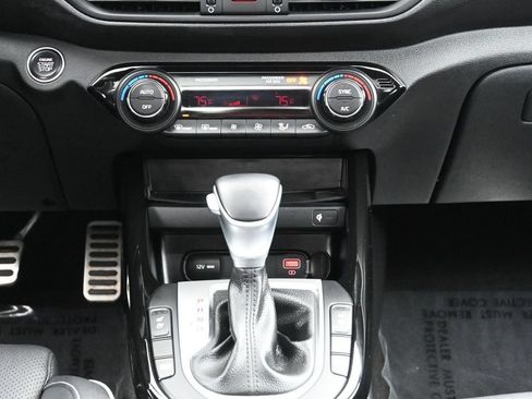 Used 2023 Kia Forte GT-Line w/ GT-Line Premium Package FWD image 31