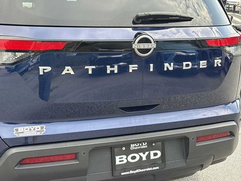 Used 2025 Nissan Pathfinder SV FWD image 28