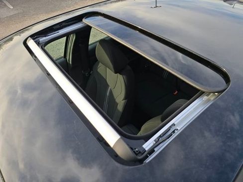 New 2026 Hyundai Elantra SEL Sport image 4