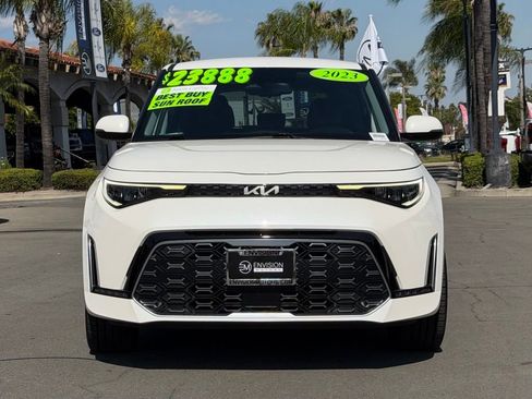 Used 2023 Kia Soul GT-Line w/ GT-Line Technology Package FWD image 4
