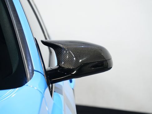 Used 2018 BMW M3 RWD image 11