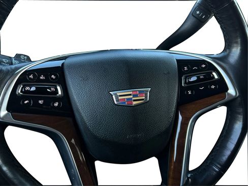 Used 2020 Cadillac Escalade ESV Premium Luxury AWD/4WD image 16