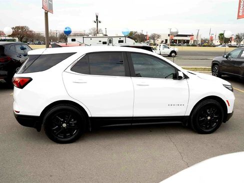 Used 2023 Chevrolet Equinox LT w/ LPO, Floor Liner Package image 4