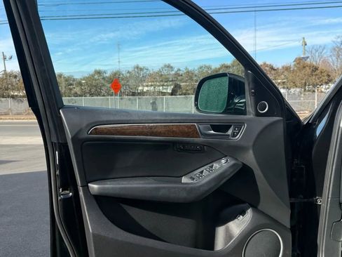 Used 2016 Audi Q5 2.0T Premium Plus w/ Technology Package image 10