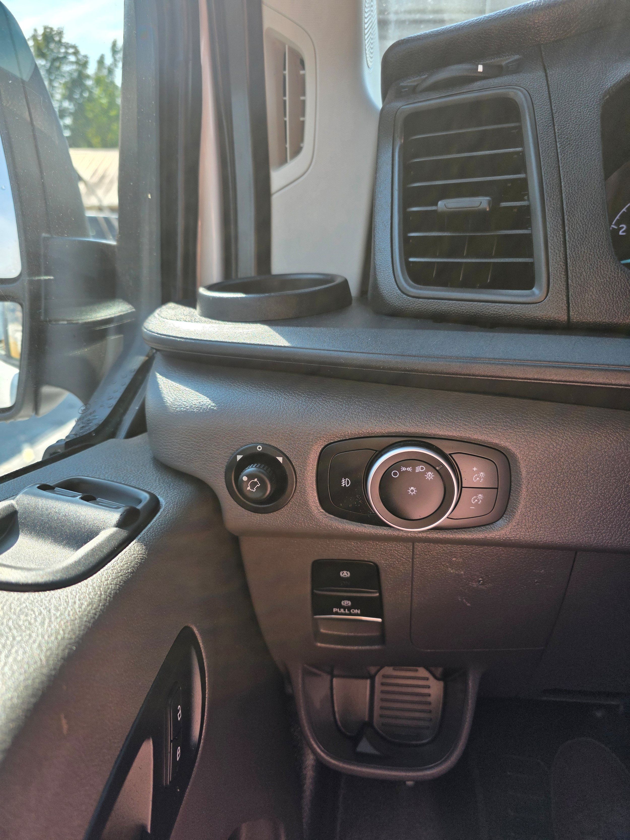 Used 2021 Ford Transit 250 Low Roof RWD image 13