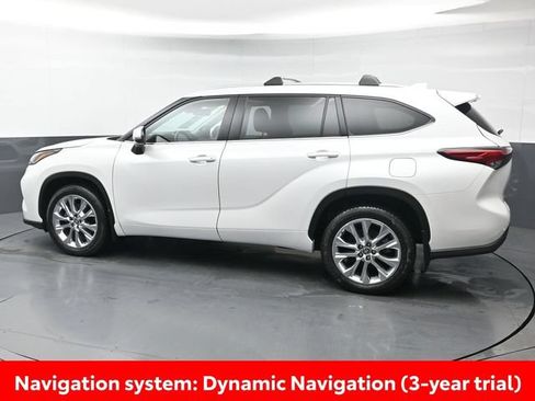 Used 2022 Toyota Highlander Limited AWD/4WD image 3