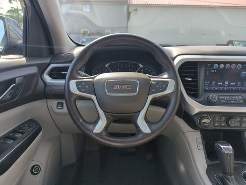 Used 2019 GMC Acadia SLT w/ LPO, Floor Liner Package FWD image 11