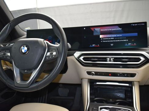 Used 2023 BMW 330i xDrive Sedan w/ Driving Assistance Package image 17