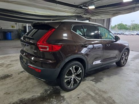 Used 2019 Volvo XC40 T5 Inscription AWD/4WD image 2