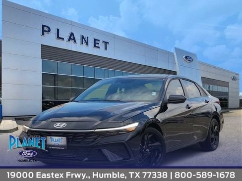 Used 2026 Hyundai Elantra Sport FWD image 1