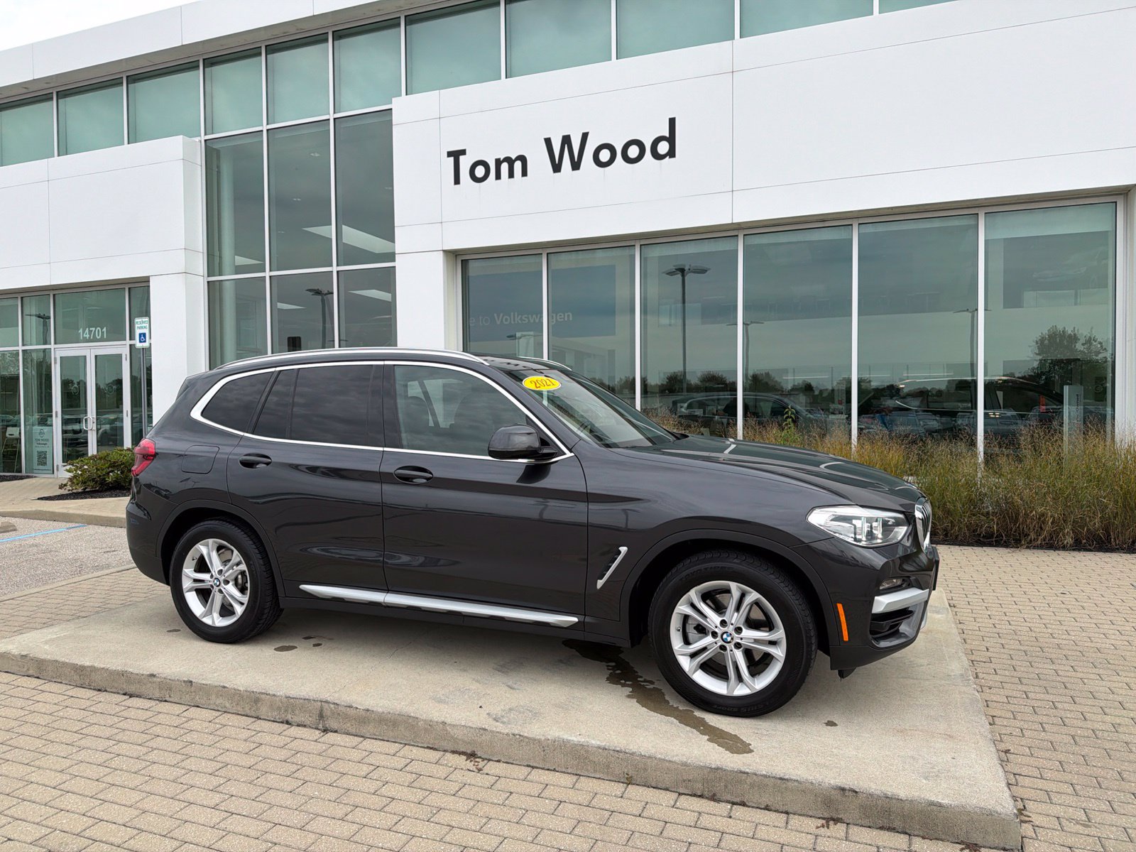 Used 2021 BMW X3 xDrive30i AWD/4WD image 2