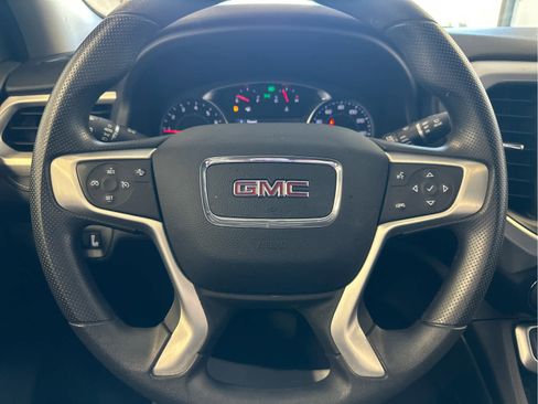 Used 2023 GMC Acadia SLE w/ Driver Convenience Package image 33