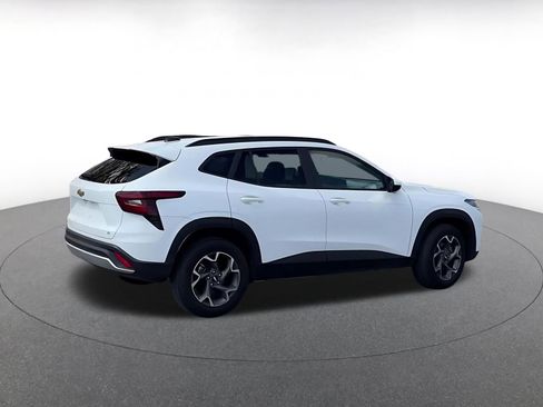 Used 2025 Chevrolet Trax LT image 15