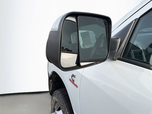 Used 2022 RAM 3500 Tradesman image 21