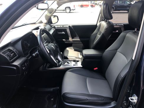 Used 2024 Toyota 4Runner SR5 Premium w/ Moonroof Package AWD/4WD image 7