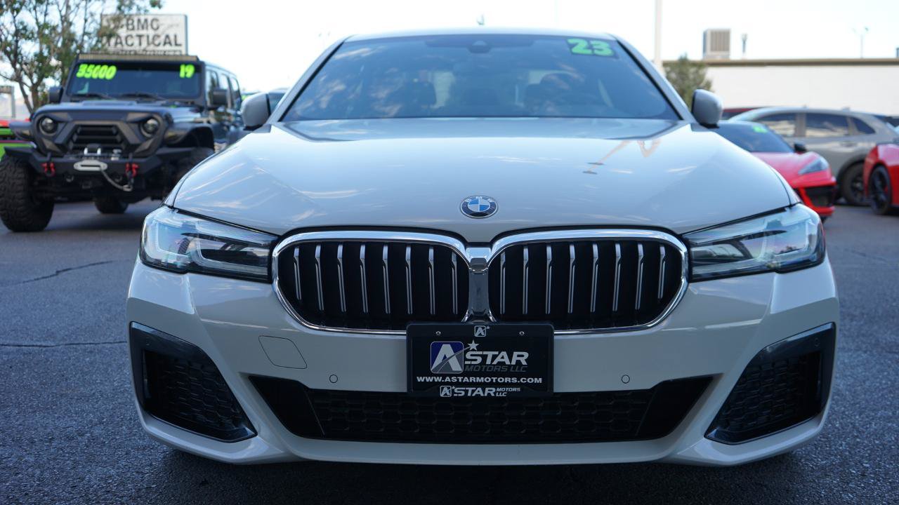 Used 2023 BMW 530i xDrive w/ M Sport Package AWD/4WD image 8