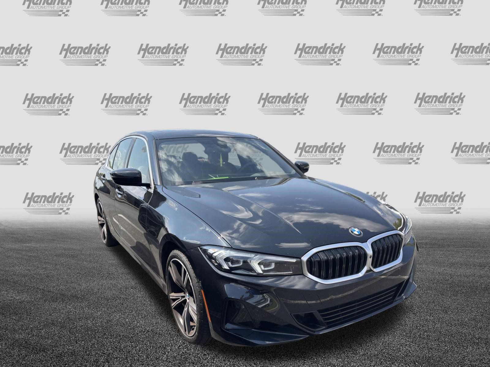 Used 2024 BMW 330i Sedan w/ Premium Package RWD image 2