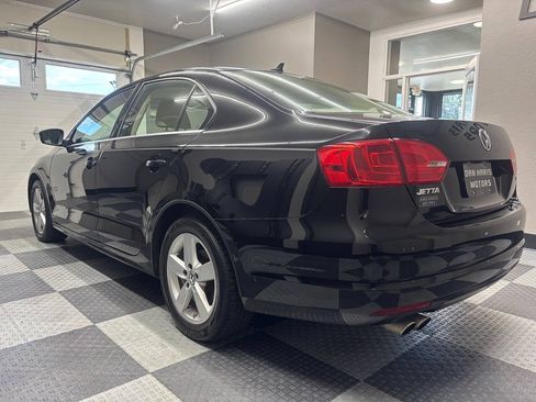 Used 2014 Volkswagen Jetta TDI FWD image 10